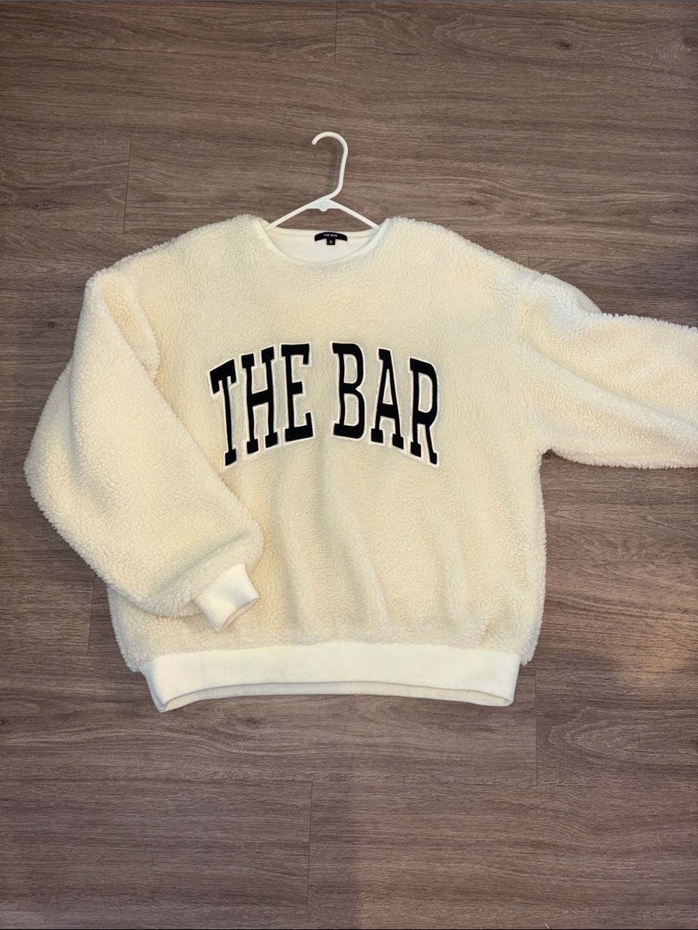 THE BAR Sherpa crewneck